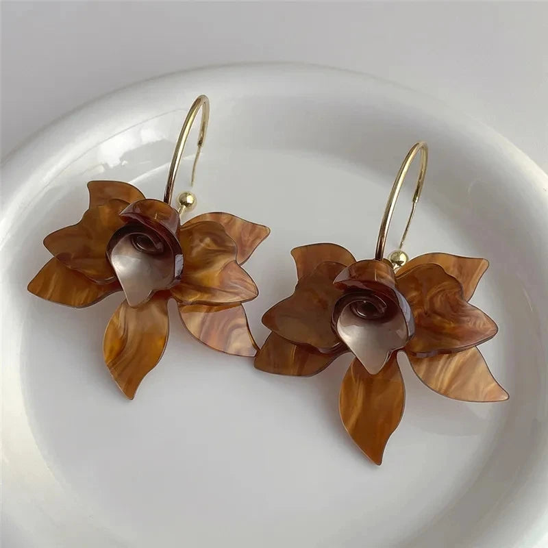 Pendientes de aro & pétalos ✨