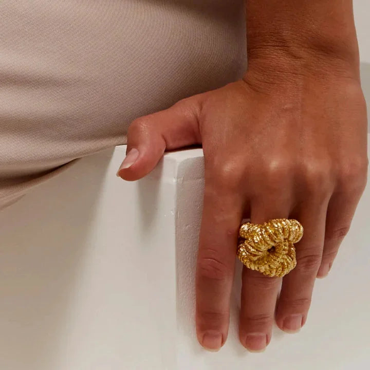 Anillo Carina Dorado