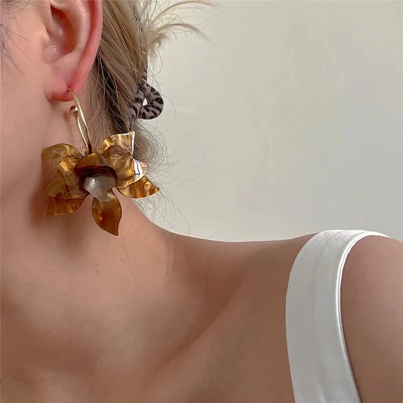 Pendientes de aro & pétalos ✨